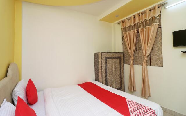 OYO 33482 Mahalakshmi Inn