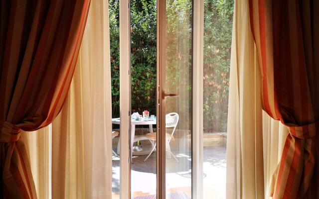 Aurelia Residence