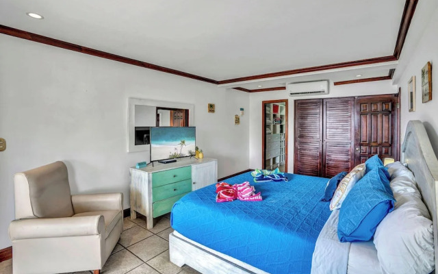 Sunset Heights 301