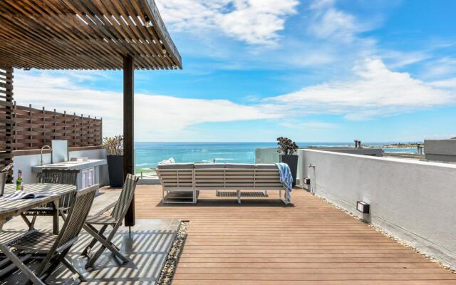 Houghton Villa - Camps Bay