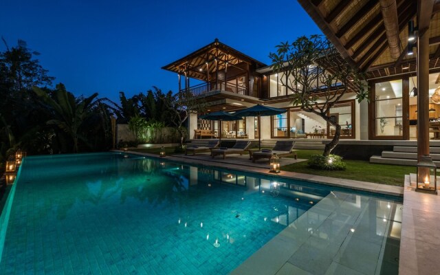 Villa Rusa Biru