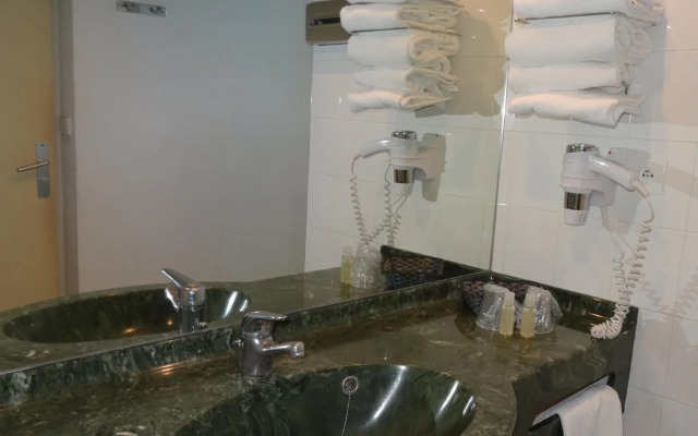 Median Genève Aéroport