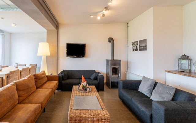 Spacious Group Stay in Teuge With Garden
