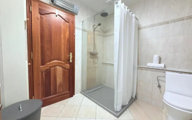 Spacious 4 bedrooms House