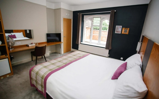 Corner House Hotel