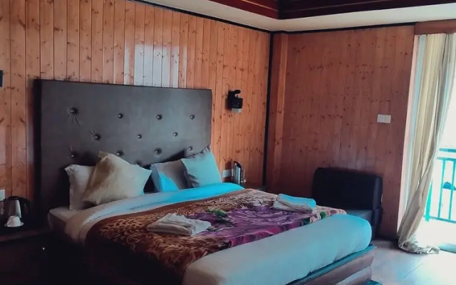 Rufina Lachung's Pride & SPA