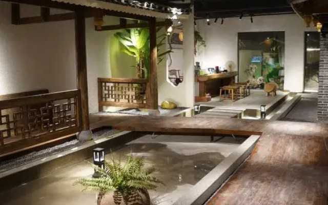Yinyue Hanshe Homestay (Yucai Campus, Guangxi Normal University)