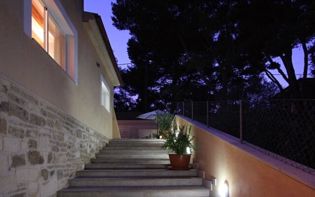 Villa - 4 Bedrooms with Pool and WiFi - 103196