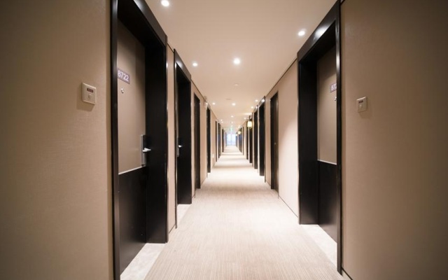 Home Inn Plus Hotel South Nanjing Railway Station North Square Window of Greenbelt – Hotel Rooms – Nanjing