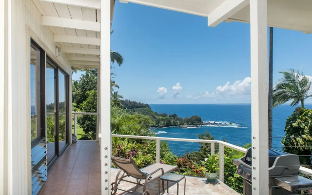 Paradise Bluff 3 Bedroom Home