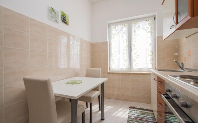 Nice Home in Labin With Wifi and 4 Bedrooms