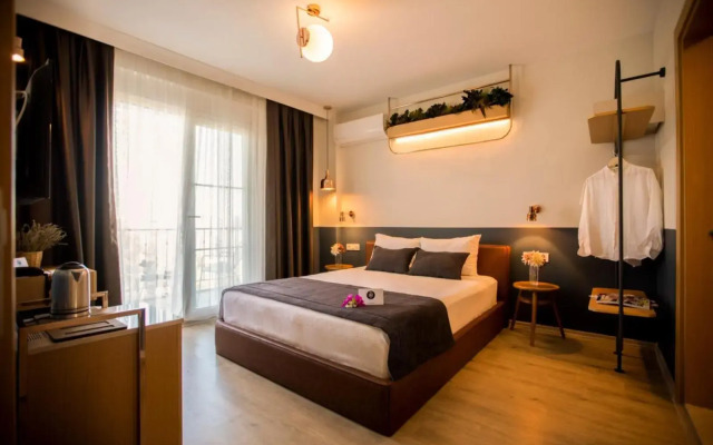 Urla 1867 Hotel