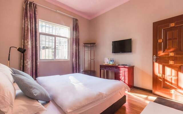 Dali Pingxing Shikong Guesthouse
