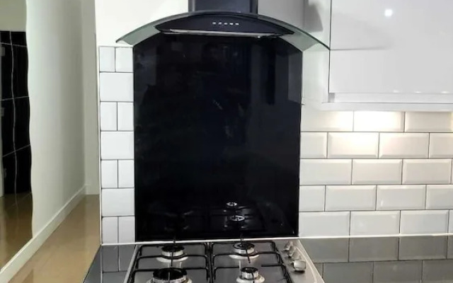 Stunning 2-bed Apartment in Manchester Built 2023