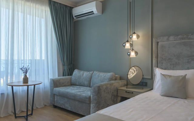 Aquamarine Hotel