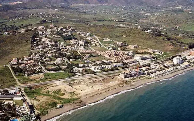 Sea Front Penthouse Estepona