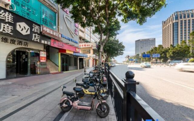 Waito Hotel (Guangzhou Kecun Metro Station Liying Plaza)