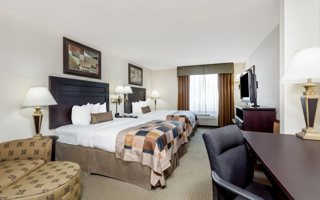 Wingate By Wyndham Lagrange