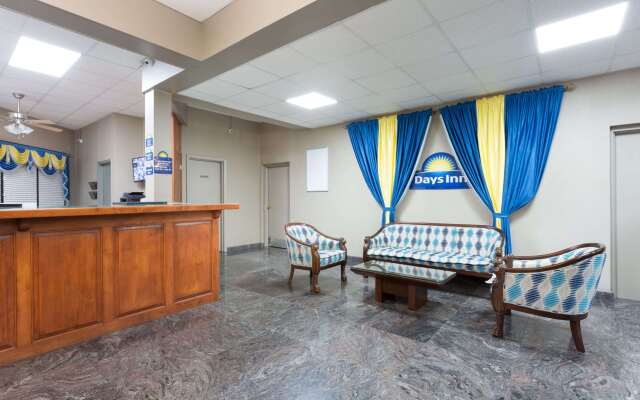 Days Inn by Wyndham Orangeburg