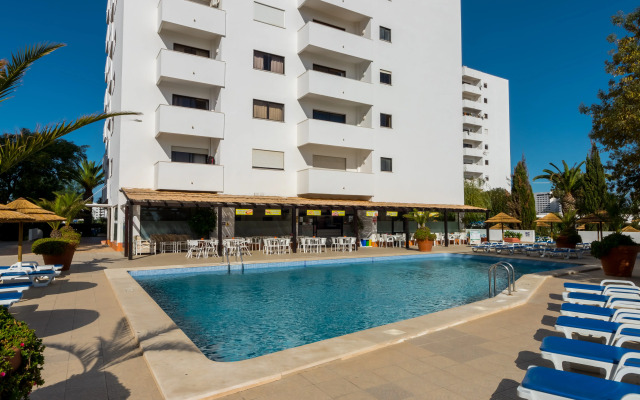 Apartamentos Turísticos Janelas do Mar