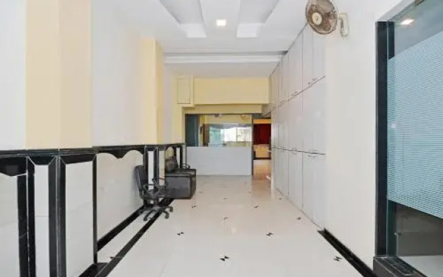 Ashwarya Service Apartment by OYO Rooms