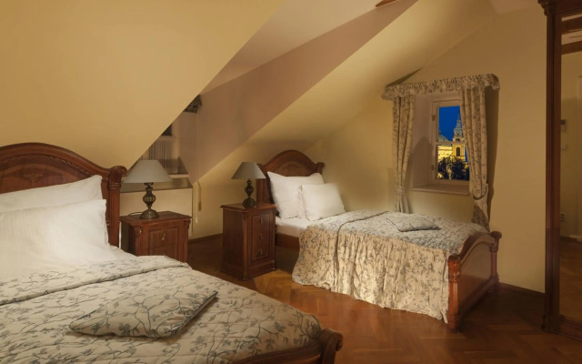 Boutique Hotel Constans