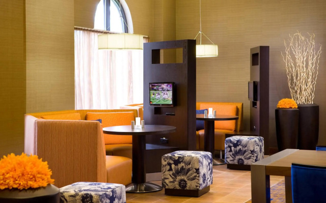 Courtyard by Marriott Newark Silicon Valley