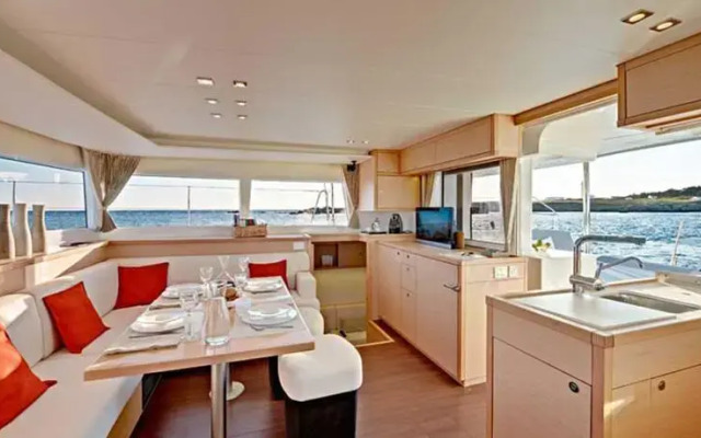 Pupa Yachting