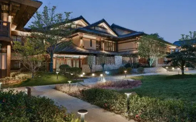 Blossom House Nanjing Lishui