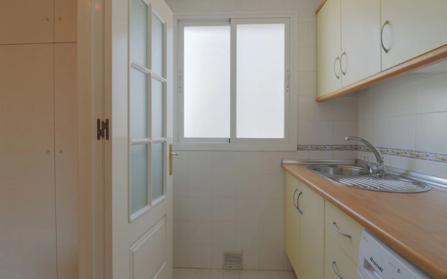 Nogalera 2 Bedroom Retro Apartment