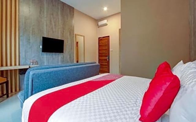 Capital O 90070 Giri Palma Hotel & Villas