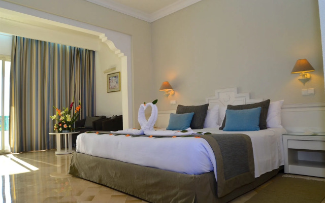 Royal Garden Palace (Families and Couples)