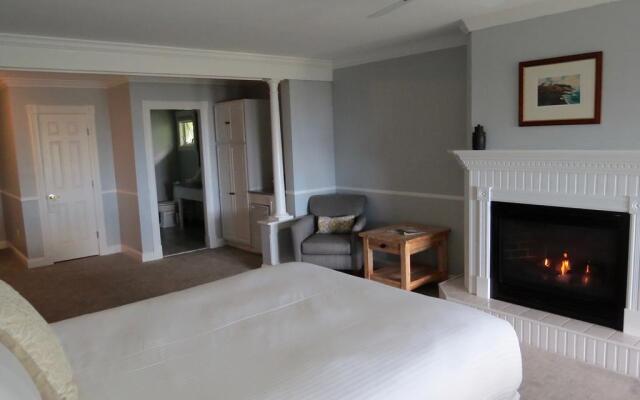 The Inn at Ocean's Edge