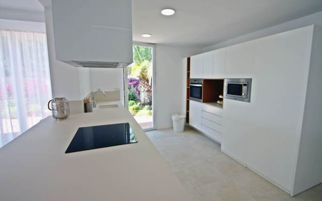 El Descanso - sea view villa with private pool in Benissa