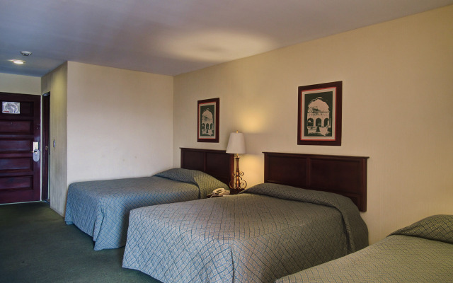 Conquistador Hotel and Conference Center