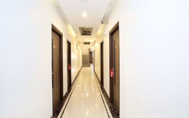 OYO 14981 Hotel Royal MJS