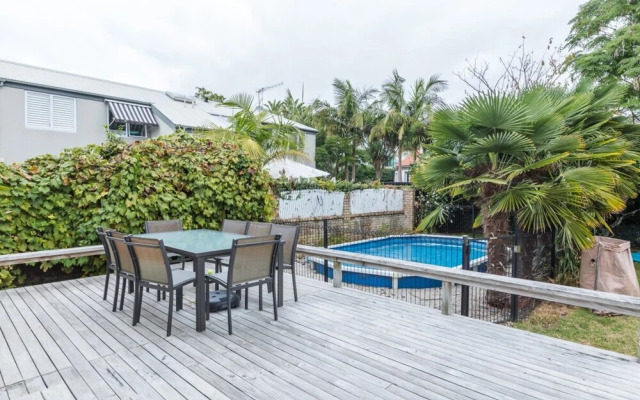Newly Renovated 3 Bedroom Villa in Remuera