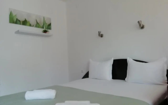 Guest House Kera