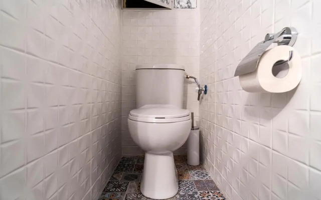 Εξαιρετική τοποθεσία, δίπλα σε νοσοκομεία,6 λεπτά μετρό,100 MBPS