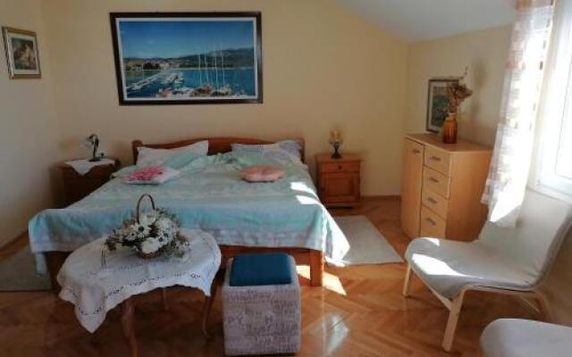 Apartment Vranjes