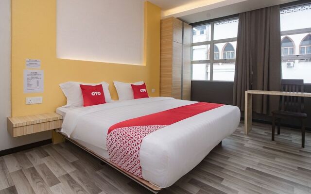 Oyo 90105 Towermas Hotel