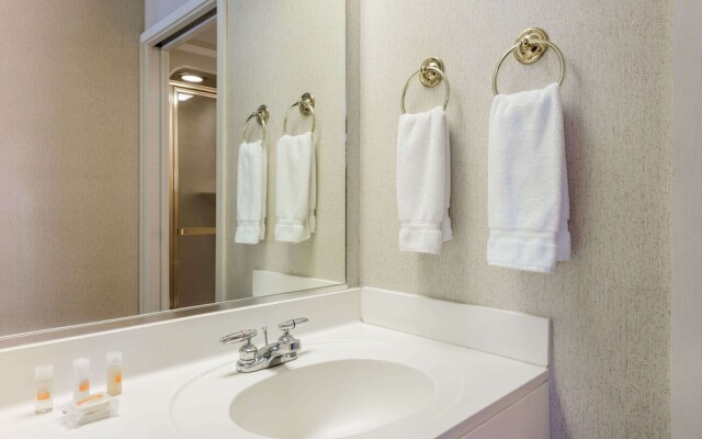 Days Inn Yadkinville