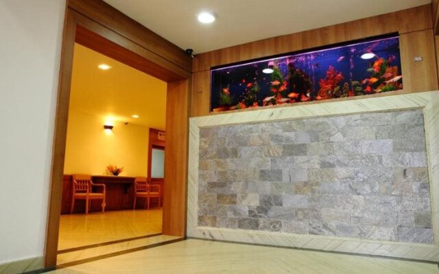Hotel Pooram International