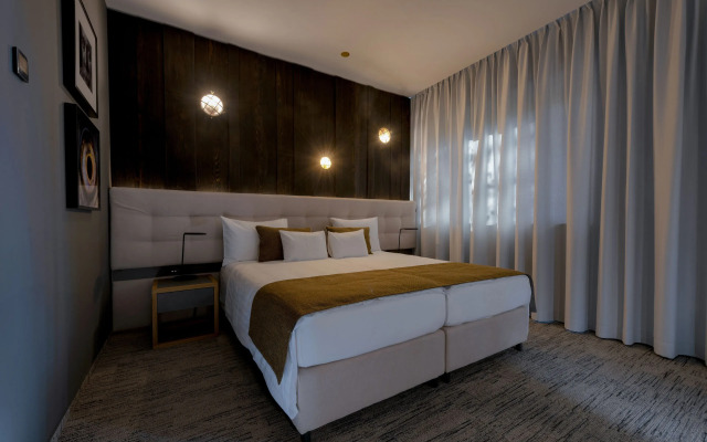 Donautica Hotel & Restaurant