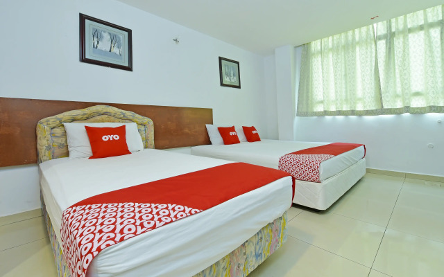 Super OYO 90494 Sam Huat Hotel