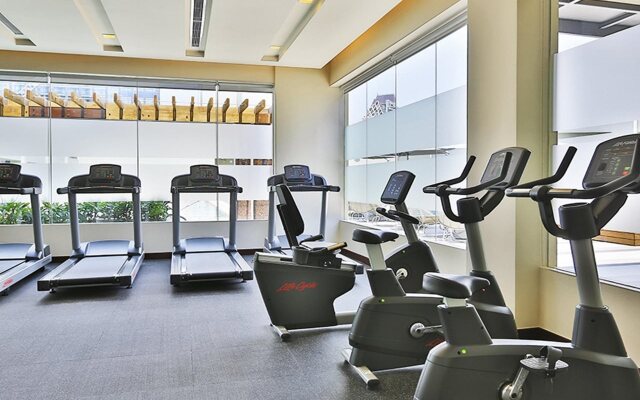 Holiday Inn & Suites Makati by IHG