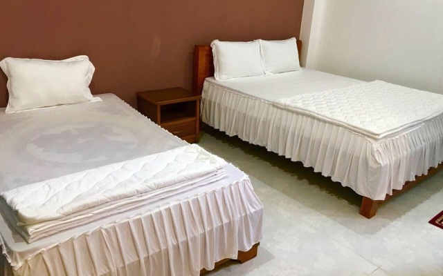 IQ Hotel – Guest Rooms – Con Son