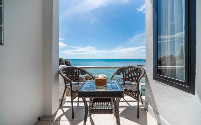 Crystal Bay Beach Resort