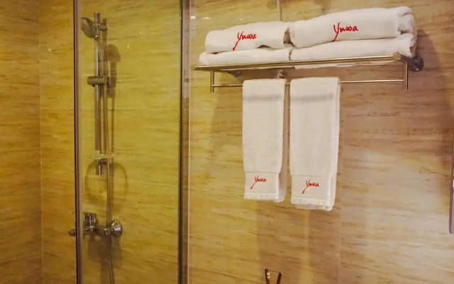 Yuwa Serviced ApartHotel