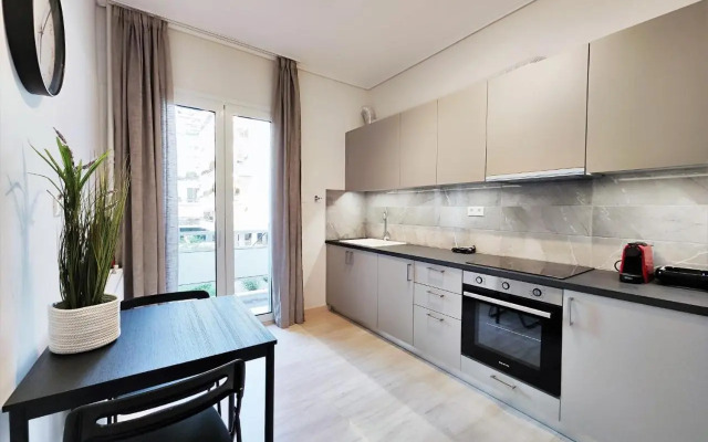 Etolou B5 - by Verde Apartments